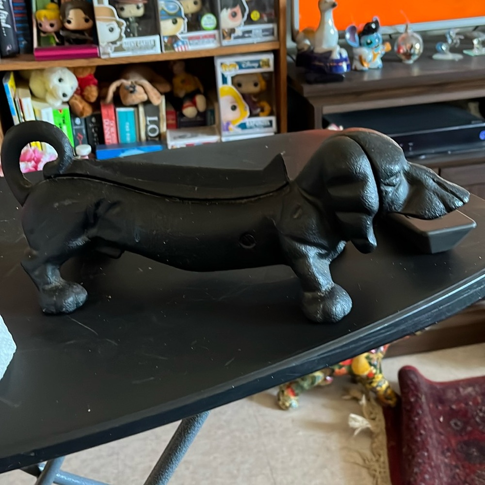 Cast iron boot scraper Daushund